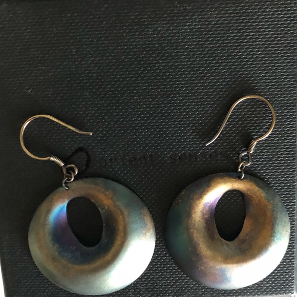 Orientsenses Oxidized Iridescent Drop Earrings - Picture 4 of 6